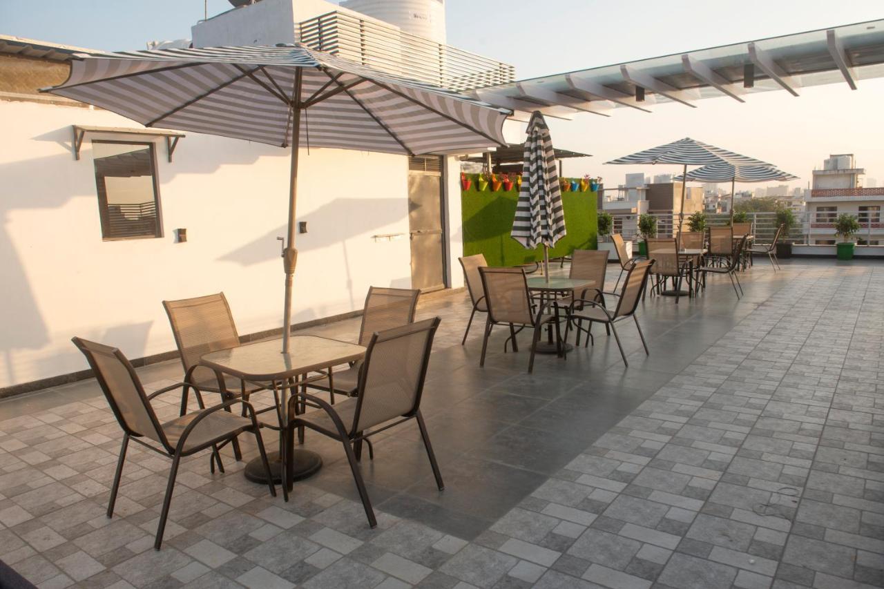 Posh Residency Huda City Center Gurgaon Ngoại thất bức ảnh