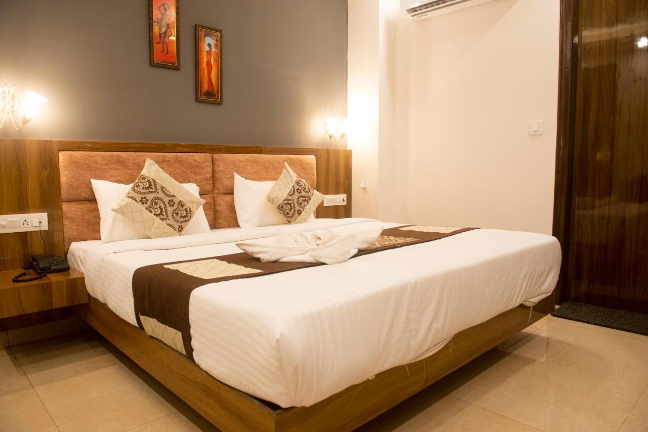Posh Residency Huda City Center Gurgaon Ngoại thất bức ảnh