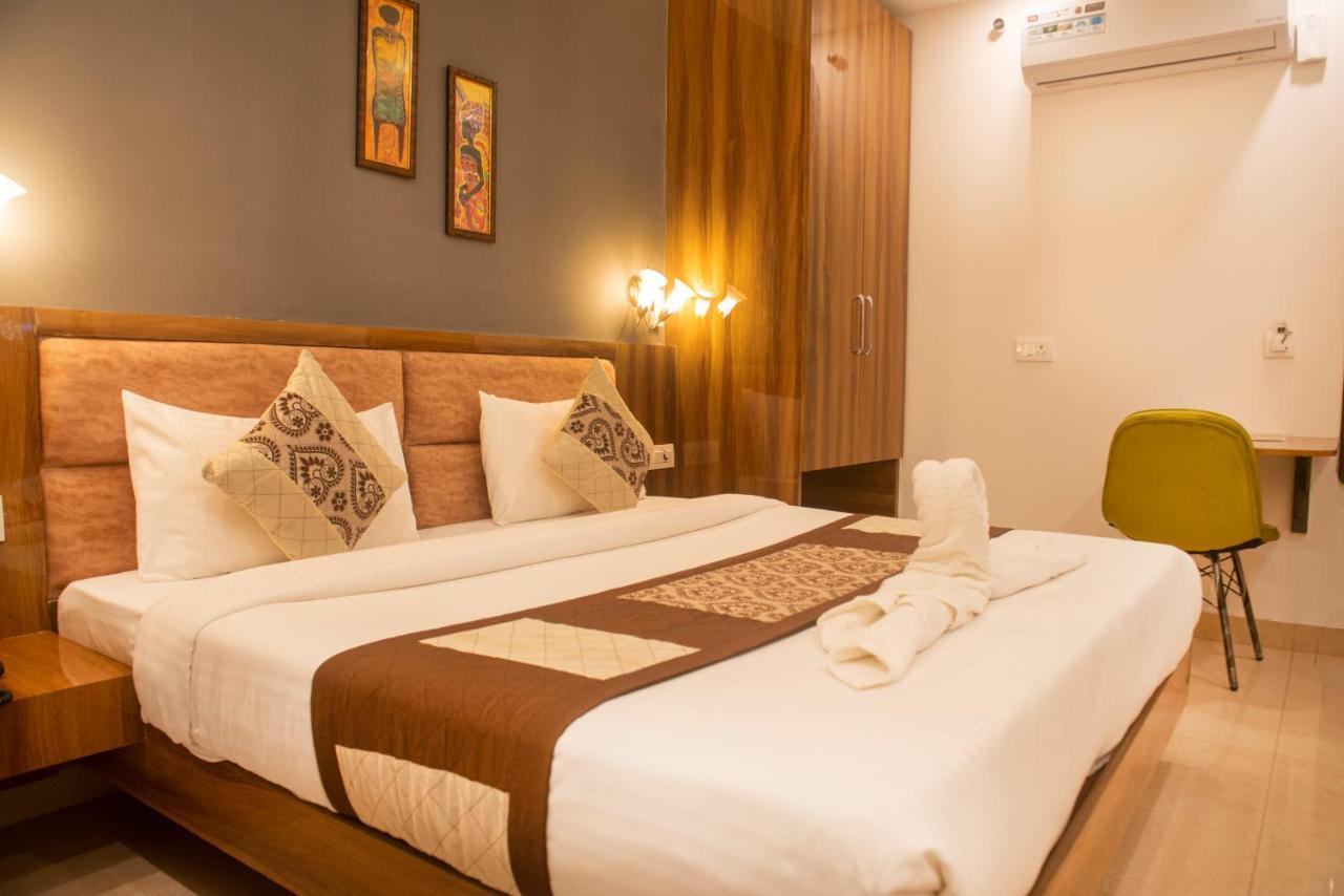 Posh Residency Huda City Center Gurgaon Ngoại thất bức ảnh