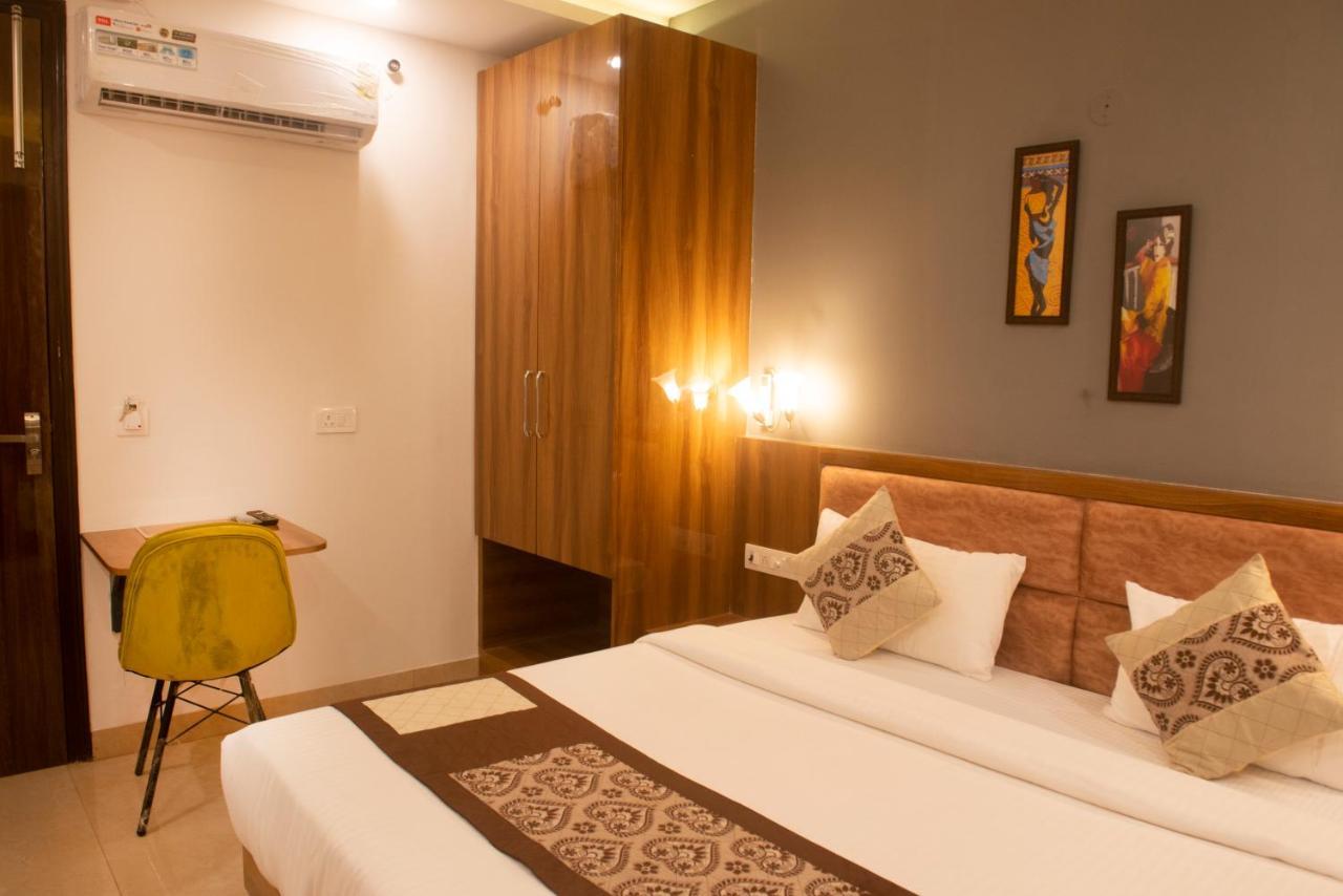 Posh Residency Huda City Center Gurgaon Ngoại thất bức ảnh