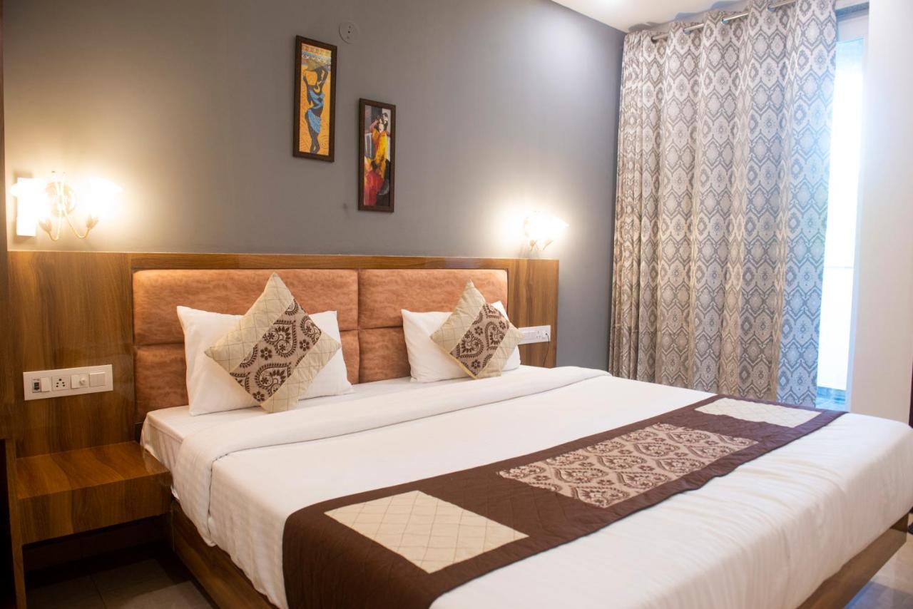 Posh Residency Huda City Center Gurgaon Ngoại thất bức ảnh