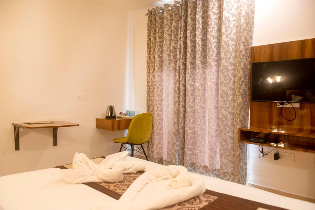 Posh Residency Huda City Center Gurgaon Ngoại thất bức ảnh