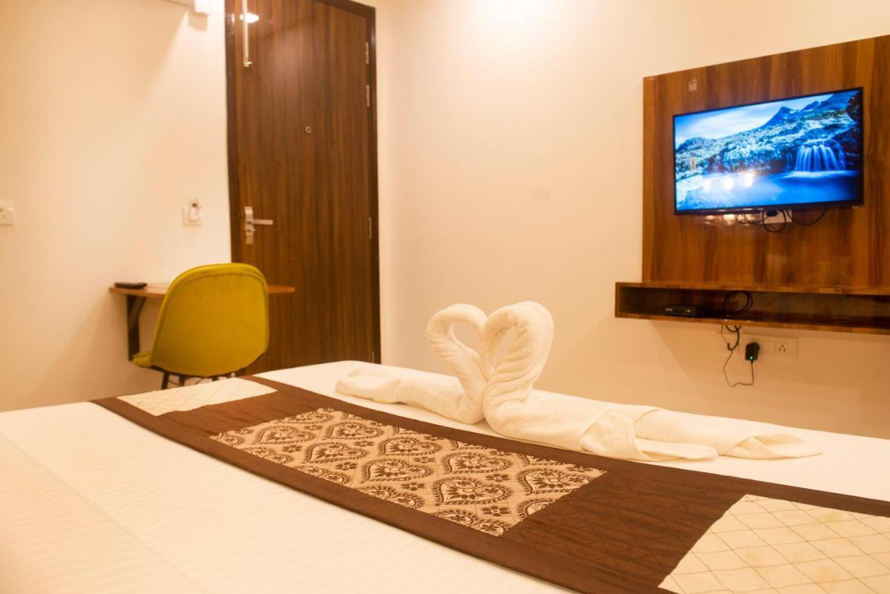 Posh Residency Huda City Center Gurgaon Ngoại thất bức ảnh