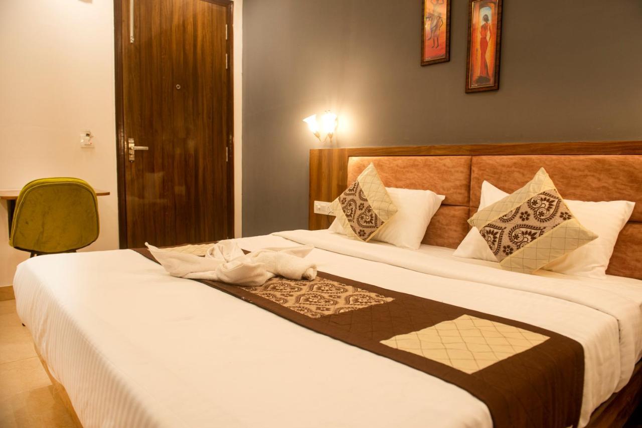 Posh Residency Huda City Center Gurgaon Ngoại thất bức ảnh
