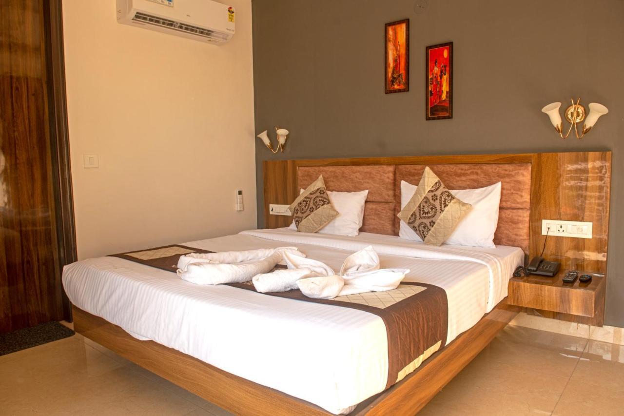 Posh Residency Huda City Center Gurgaon Ngoại thất bức ảnh